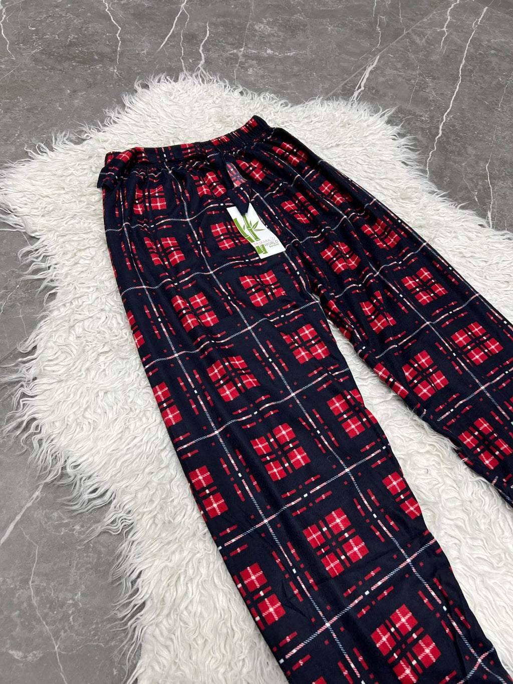 Pyjama Bas Femme - motif à carreaux rouge et bleu