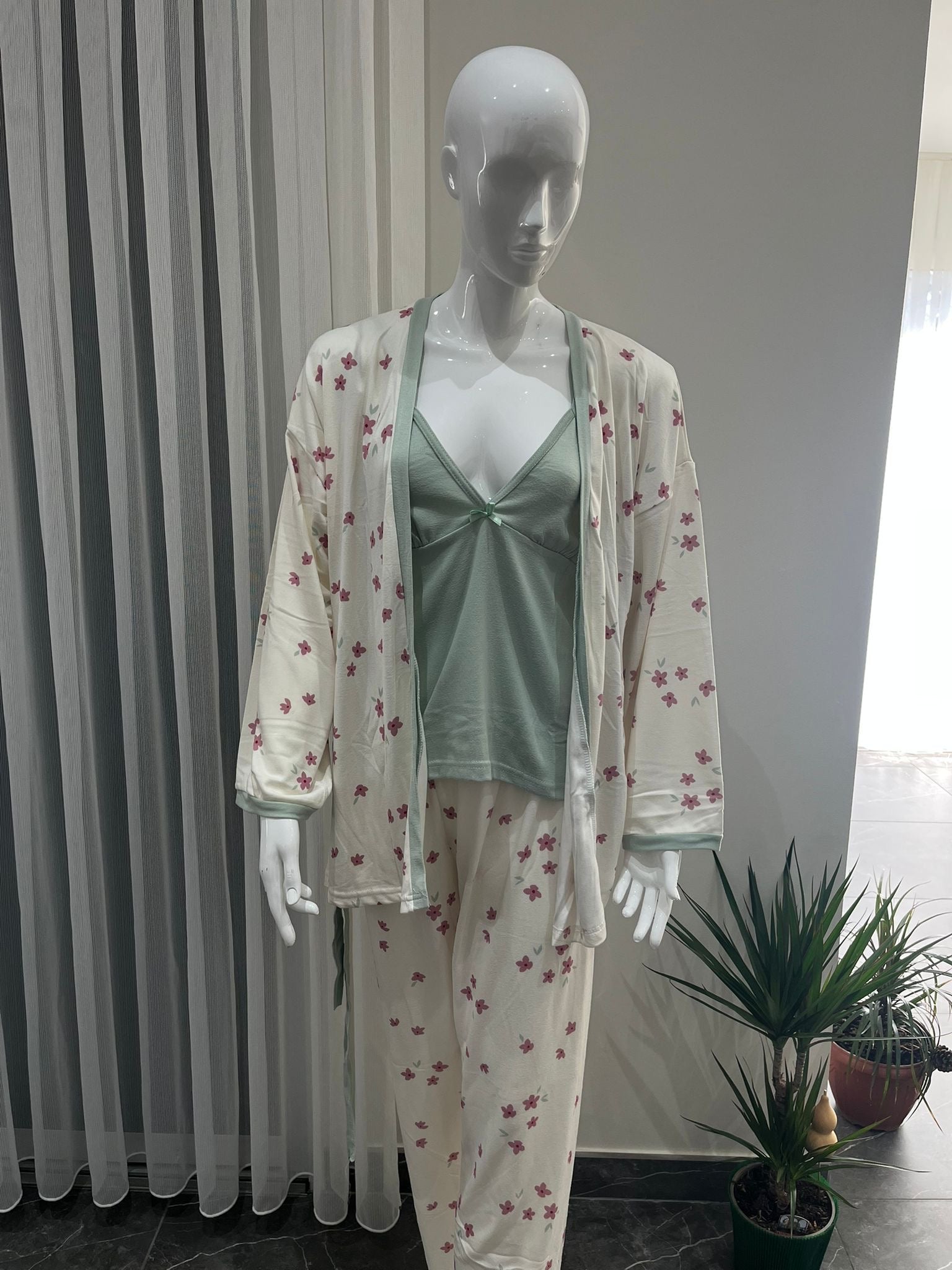 Pyjama Femme - 14401-10 - 3 pièces motif fleur