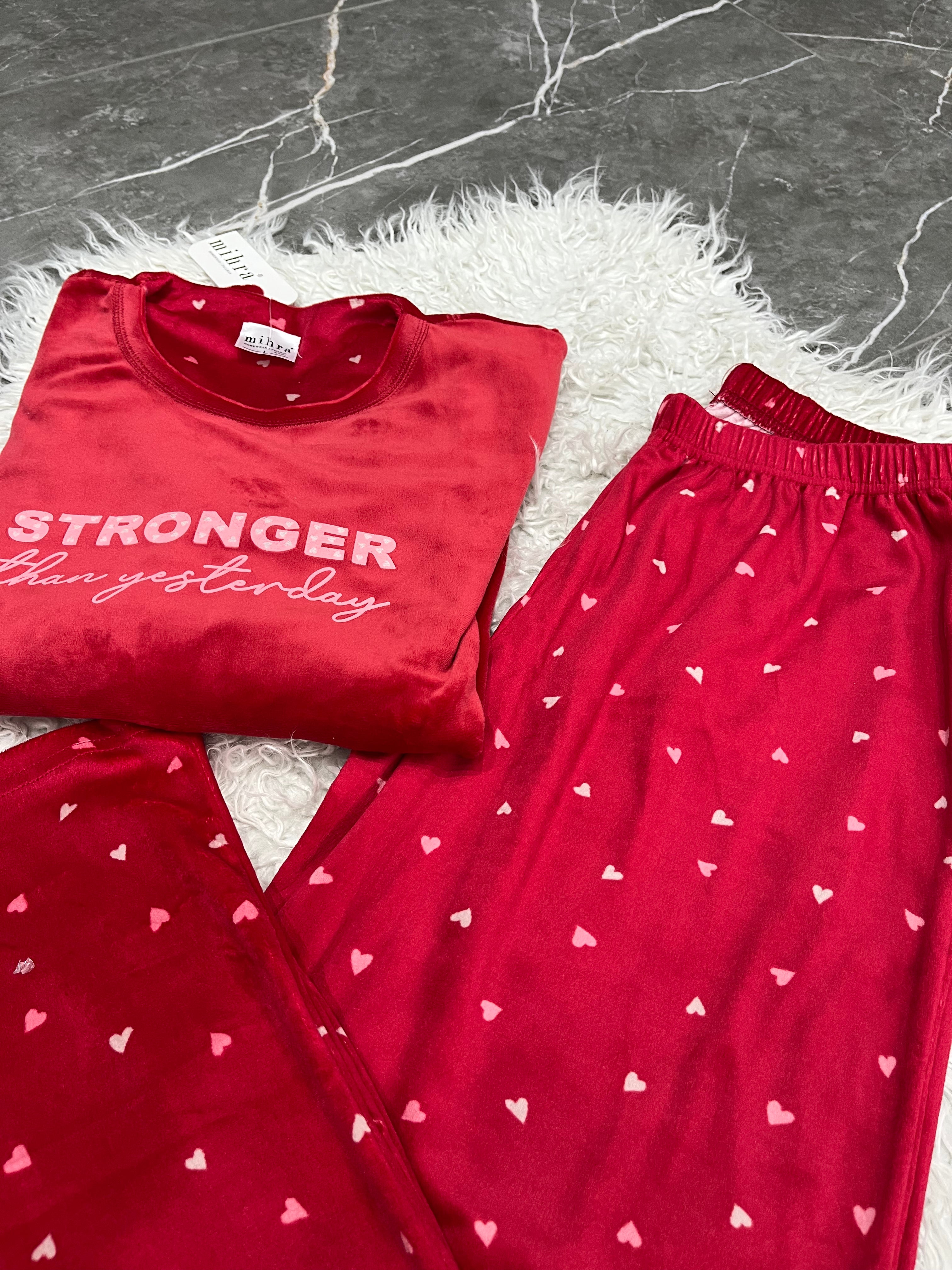 Pyjama Femme - 13309-3 - 2 pièces motif coeur rouge stronger lover